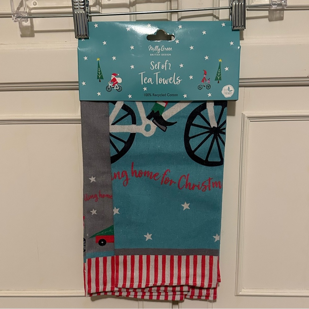 Milly Green ‘Travelling Home for Christmas’ Tea Towel Set